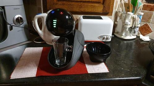 Machine à café expresso automatique et tactile, Electroménager, Cafetières, Comme neuf, Dosettes et capsules de café, Machine à espresso