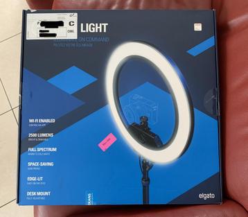 Lampe LED anneau lumineux Elgato Ring 45W - 2500 lumens disponible aux enchères