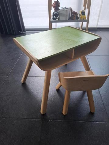Bureau Groen Plan Toys beschikbaar voor biedingen
