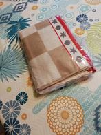 Set 2 serviettes. Toilette et vaisselle. Neufs., Enlèvement ou Envoi