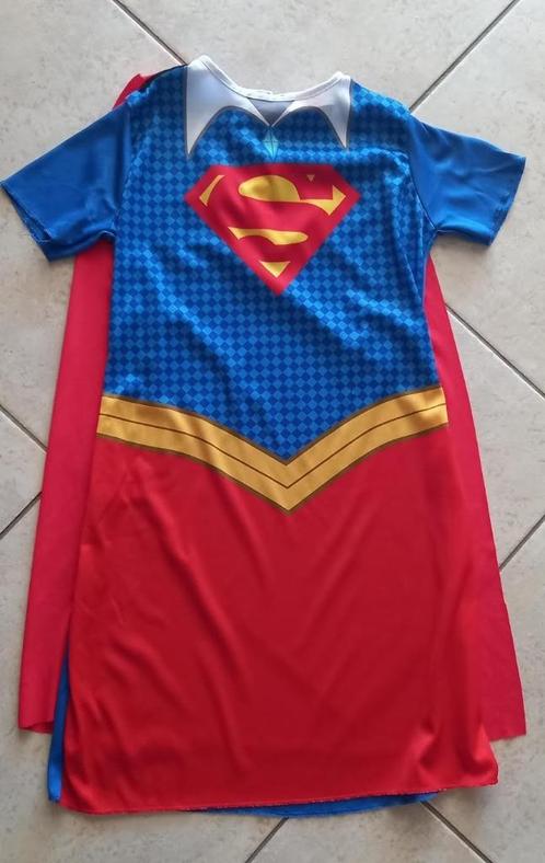 verkleedkleedje  Super Hero Girls met cape Maat L, Kinderen en Baby's, Carnavalskleding en Verkleedspullen, Zo goed als nieuw