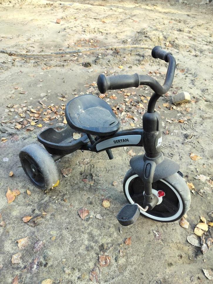 Deryan driewieler met duwstang, Fietsen en Brommers, Fietsen | Driewielers, Zo goed als nieuw, Duwstang, Ophalen