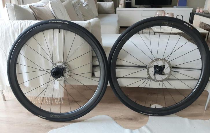 Oquo Rp35 Ltd 1370 gr Zipp wielen, Fietsen en Brommers, Fietsaccessoires | Overige Fietsaccessoires, Gebruikt, Ophalen
