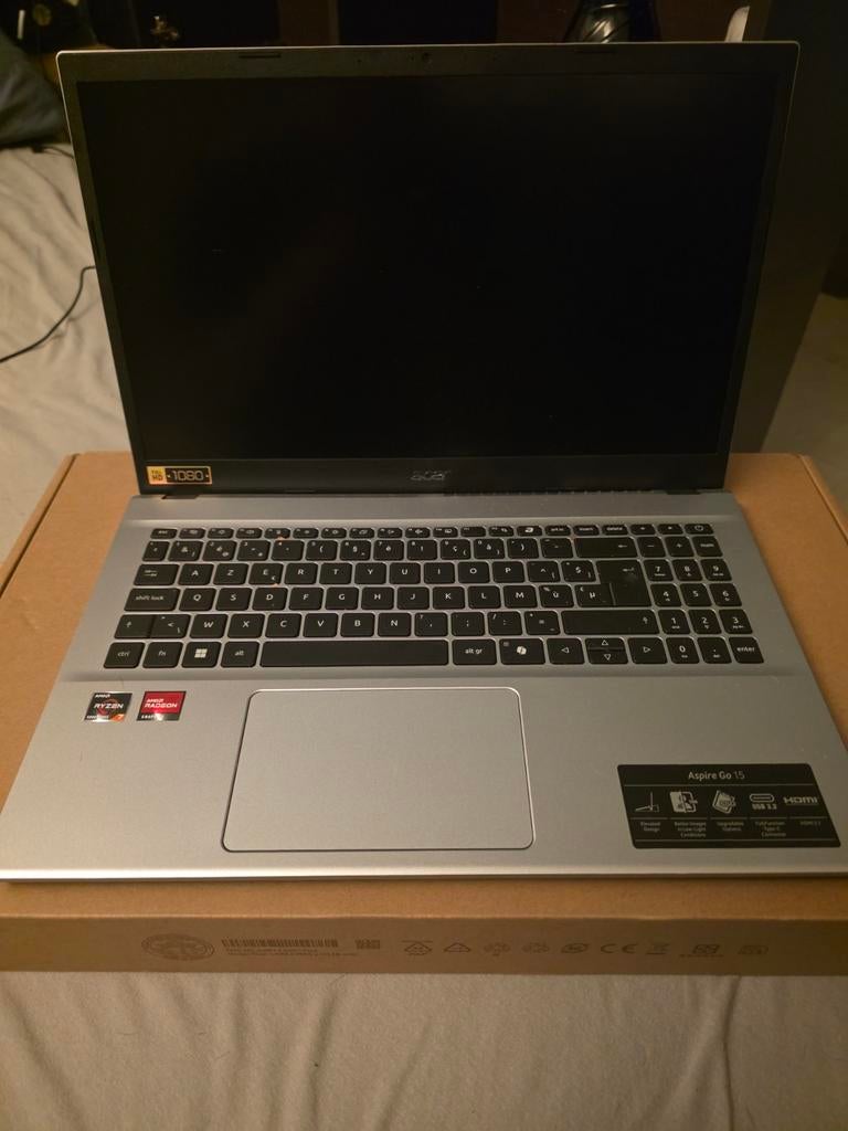 Acer Aspire Go 15 - Krachtige Laptop met AMD Ryzen, Computers en Software, Windows Laptops, SSD, Gaming, Ophalen