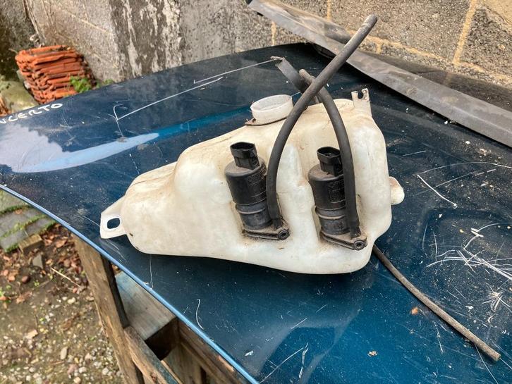 Clio williams Ruitensproeier expansievat, Auto-onderdelen, Ruiten en Toebehoren, Renault, Ophalen