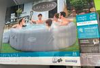 Nieuwe jacuzzi  voor 6p nog in de doos en met garantie, Tuin en Terras, Bubbelbaden en Hottubs, Ophalen, Nieuw