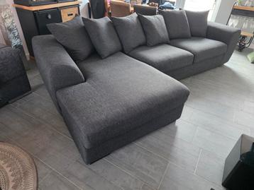 Mooie luxe Zwart Grijze hoekbank 165x310 beschikbaar voor biedingen