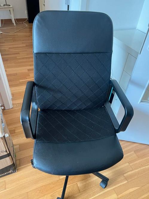 RENBERGET Chaise pivotante, Bomstad noir Ikea, Huis en Inrichting, Bureaustoelen, Zo goed als nieuw, Bureaustoel, Zwart, Ophalen of Verzenden