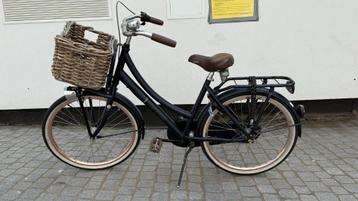 Meisjesfiets, Cortina beschikbaar voor biedingen