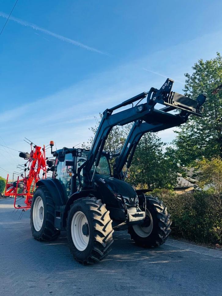 Valtra G125A démo., Zakelijke goederen, Landbouw | Onderdelen | Banden, Velgen en Assen, Ophalen