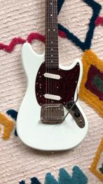 Squier by Fender Mustang Classic Vibe 60´s sonic blue, Ophalen, Zo goed als nieuw, Solid body, Fender