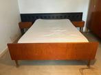 Vintage bed + nachtkastjes, Huis en Inrichting, Slaapkamer | Bedden, Ophalen, Bruin, Vintage, Zo goed als nieuw