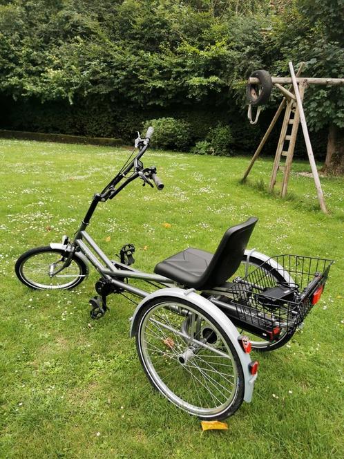 Elektrische ligfiets driewieler meer info 0488826971, Fietsen en Brommers, Fietsen | Ligfietsen, Zo goed als nieuw, Ophalen of Verzenden