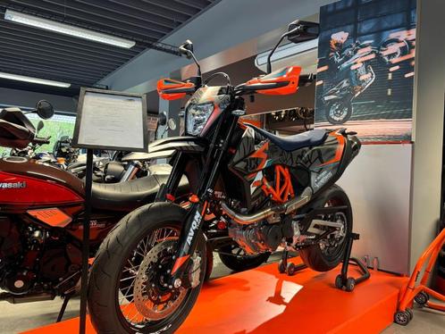 KTM - SMC-R 690, Motos, Motos | KTM, Entreprise, SuperMoto, plus de 35 kW, 1 cylindre, Enlèvement