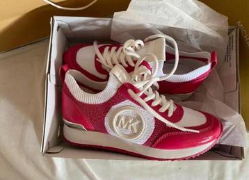 Micheal  kors dapes sneakers maa 37.5 beschikbaar voor biedingen