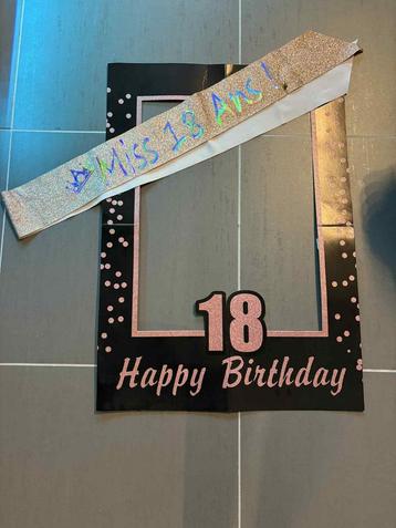 Deco Anniversaire 18 ans beschikbaar voor biedingen