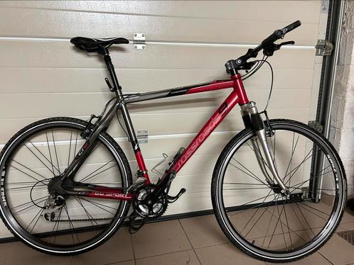 Vélo tout chemin 28 pouces shimano deore, Fietsen en Brommers, Fietsen | Heren | Sportfietsen en Toerfietsen, Zo goed als nieuw