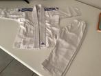 Karate pakje 110/120, Sport en Fitness, Vechtsporten en Zelfverdediging, Ophalen, Maat XS of kleiner, Vechtsportpak, Zo goed als nieuw