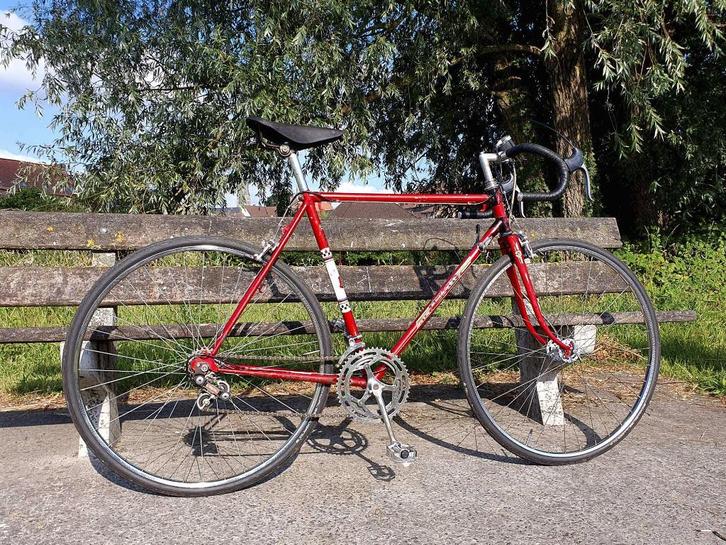 Vélo de route Peugeot (vintage), Vélos & Vélomoteurs, Vélos | Vélos de course, Utilisé, Autres marques, 10 à 15 vitesses, 28 pouces