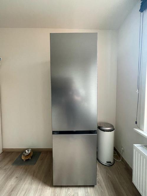 Samsung koelkast met 3 vriesvakken, Elektronische apparatuur, Koelkasten en IJskasten, Gebruikt, Met vriesvak, 200 liter of meer