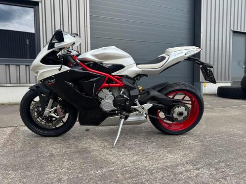 MV Agusta F3 800, Motoren, Motoren | MV Agusta, Bedrijf, Super Sport, meer dan 35 kW, 3 cilinders, Ophalen