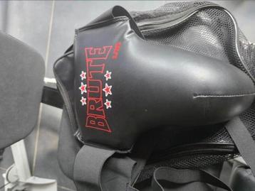 Nieuwe Brute kruisbeschermer L/XL – Boksen/Kickboksen/MMA
? beschikbaar voor biedingen