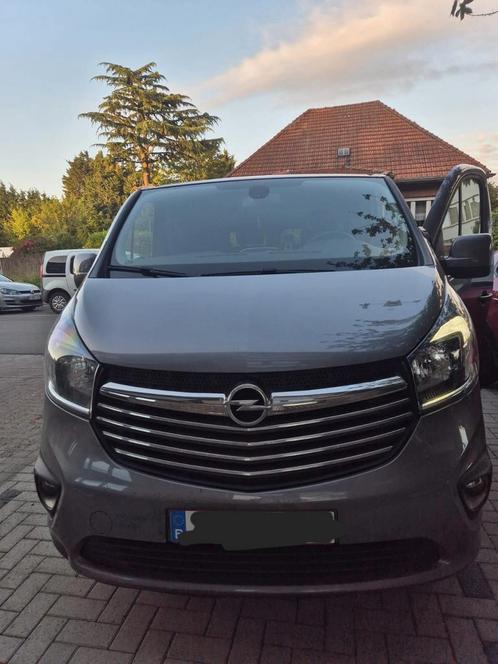 Opel Vivaro-B 1.6 CDTI — 9 zitplaatsen 2018, Auto's, Bestelwagens en Lichte vracht, Particulier, Opel, Diesel, Grijs, Ophalen
