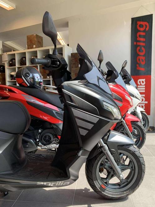 Aprilia SXR50 klasse B (45km/u) stockpromotie, Fietsen en Brommers, Scooters | Aprilia, Nieuw, Overige modellen, Klasse B (45 km/u)