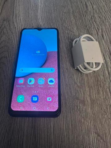 Samsung galaxy A13 beschikbaar voor biedingen