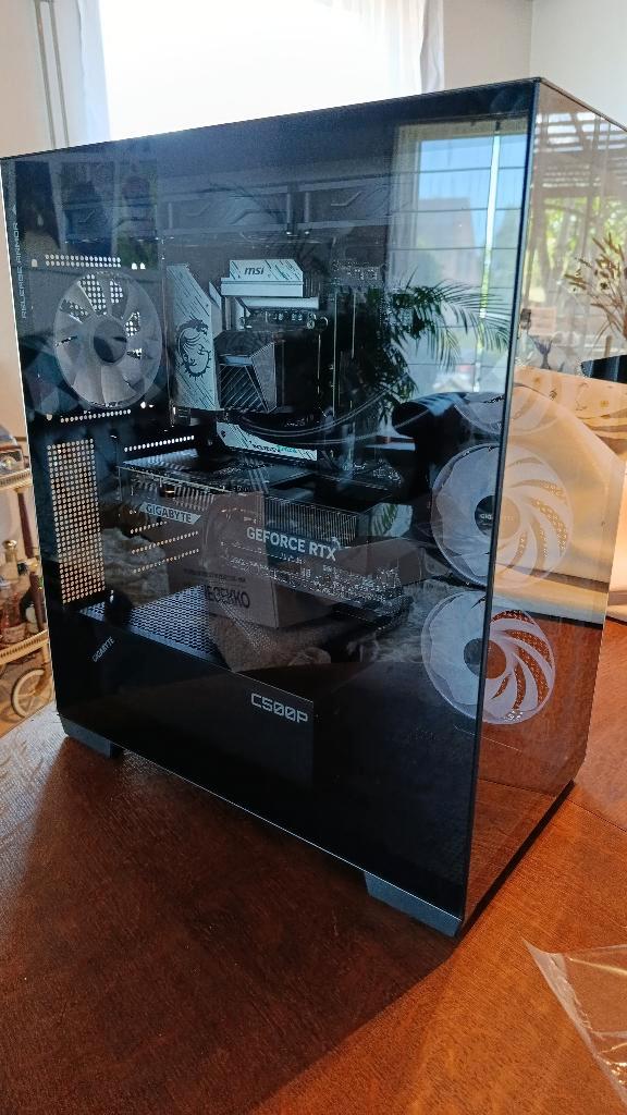 PC Voor Gaming / Streaming / AI, Computers en Software, Desktop Pc's, Zo goed als nieuw, 4 Ghz of meer, SSD, 32 GB, Met videokaart