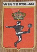 Vintage sticker Winterslag 1975 Samo voetbal autocollant, Comme neuf, Sport, Enlèvement ou Envoi