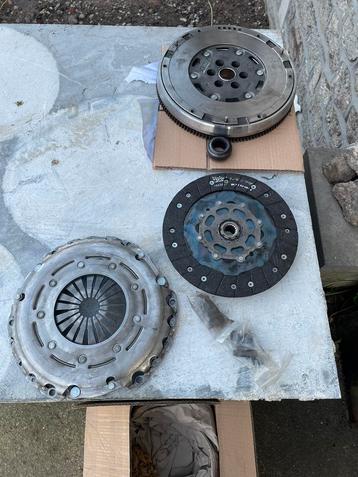 Embrayage complet berlingot 16 hdi 2011 beschikbaar voor biedingen