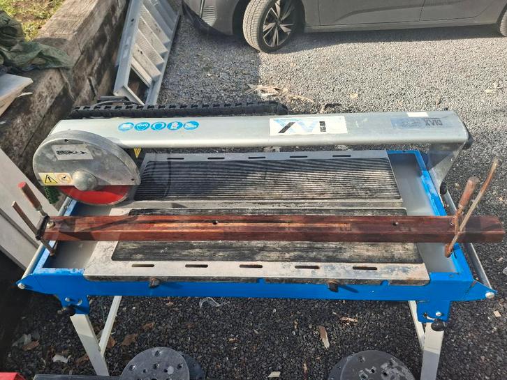 Coupe carrelage  DIAX., Bricolage & Construction, Outillage | Outillage à main, Utilisé, Enlèvement