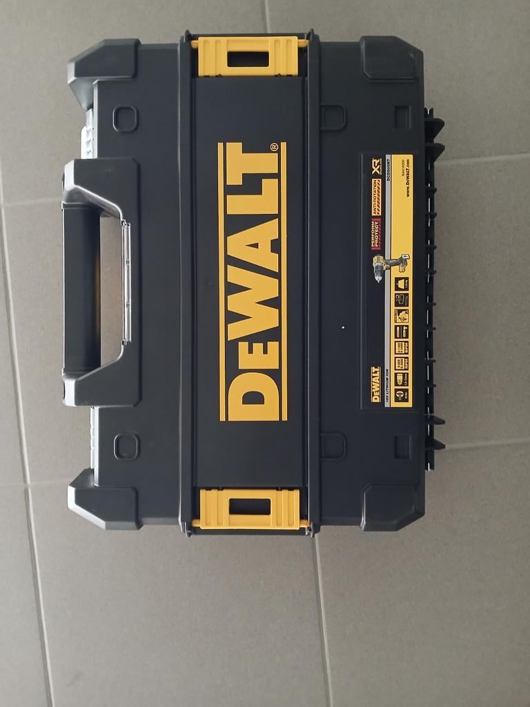 (Nieuw) Dewalt koffer bieden vanaf €10, Ophalen