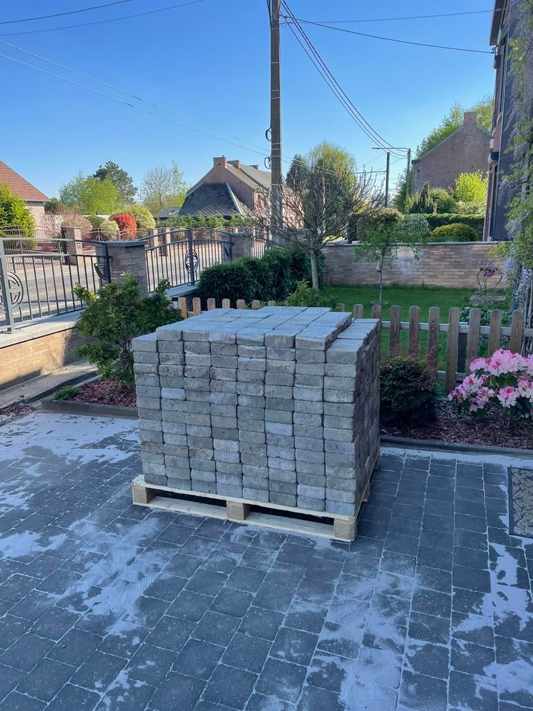 Pavé  Klinkers en béton 14 sur 14 sur 6 cm épaisseur, Enlèvement, Comme neuf