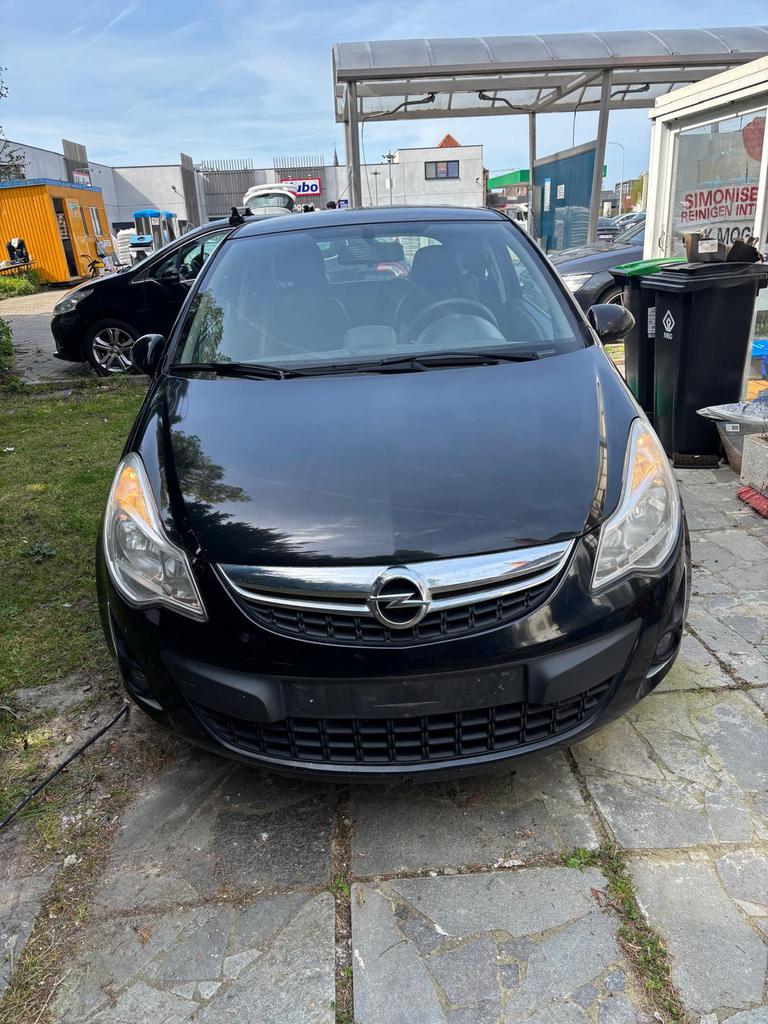 Opel corsa 2014 Km 200 000, Auto's, Opel, Euro 5, Airbags, Zwart, Leder en Stof