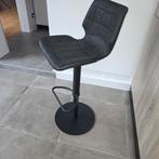 Tabouret de bar, Enlèvement