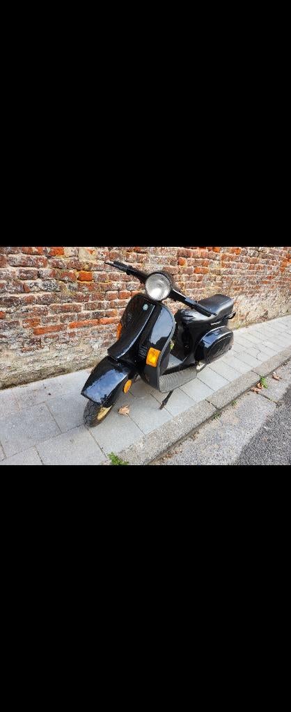 Vespa PK XL, Motos, Entreprise