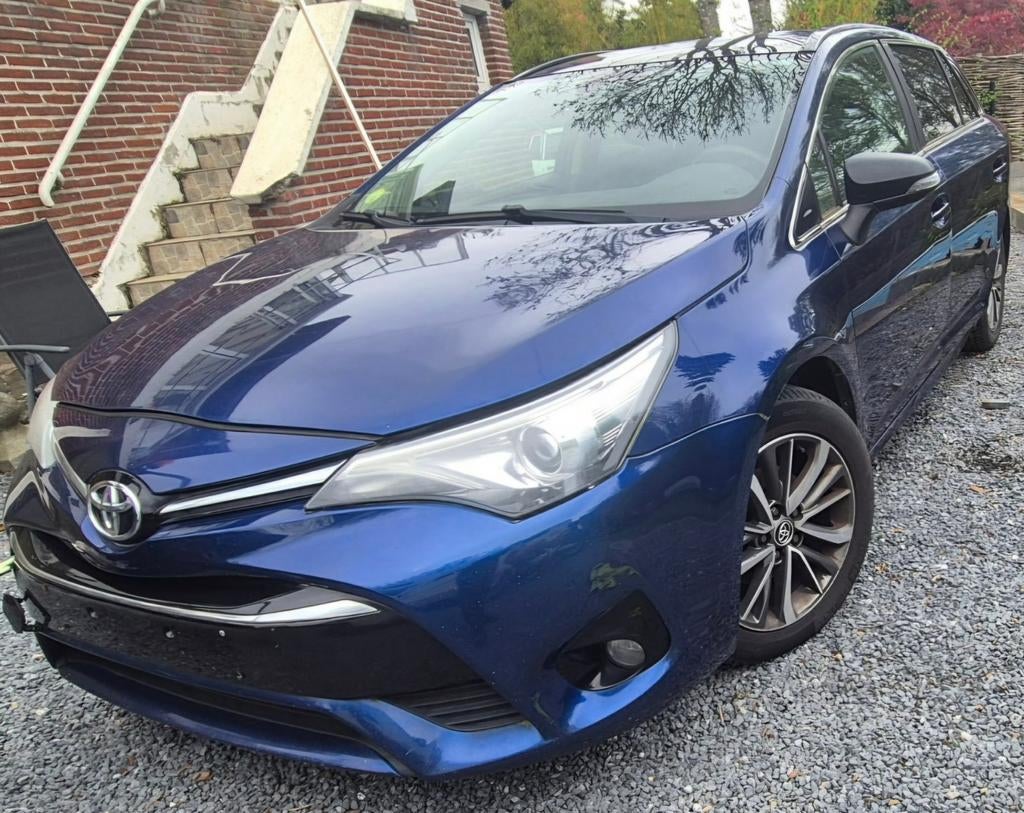Toyota Avensis break 10/2017 200.km €uro6  0478.28.75.33, Auto's, Particulier, Te koop