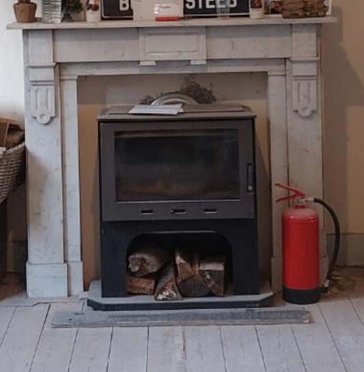 Degelijke vrijstaande houtkachel, Huis en Inrichting, Kachels, Gebruikt, Vrijstaand, Houtkachel, Hout, Ophalen