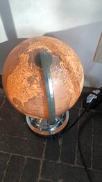Wereldbol ( plastiek ) met lamp in, Ophalen, Zo goed als nieuw