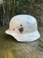 casque allemand ww2 M35 (peinture vendue en tan reproduction, Collections, Objets militaires | Seconde Guerre mondiale, Enlèvement ou Envoi