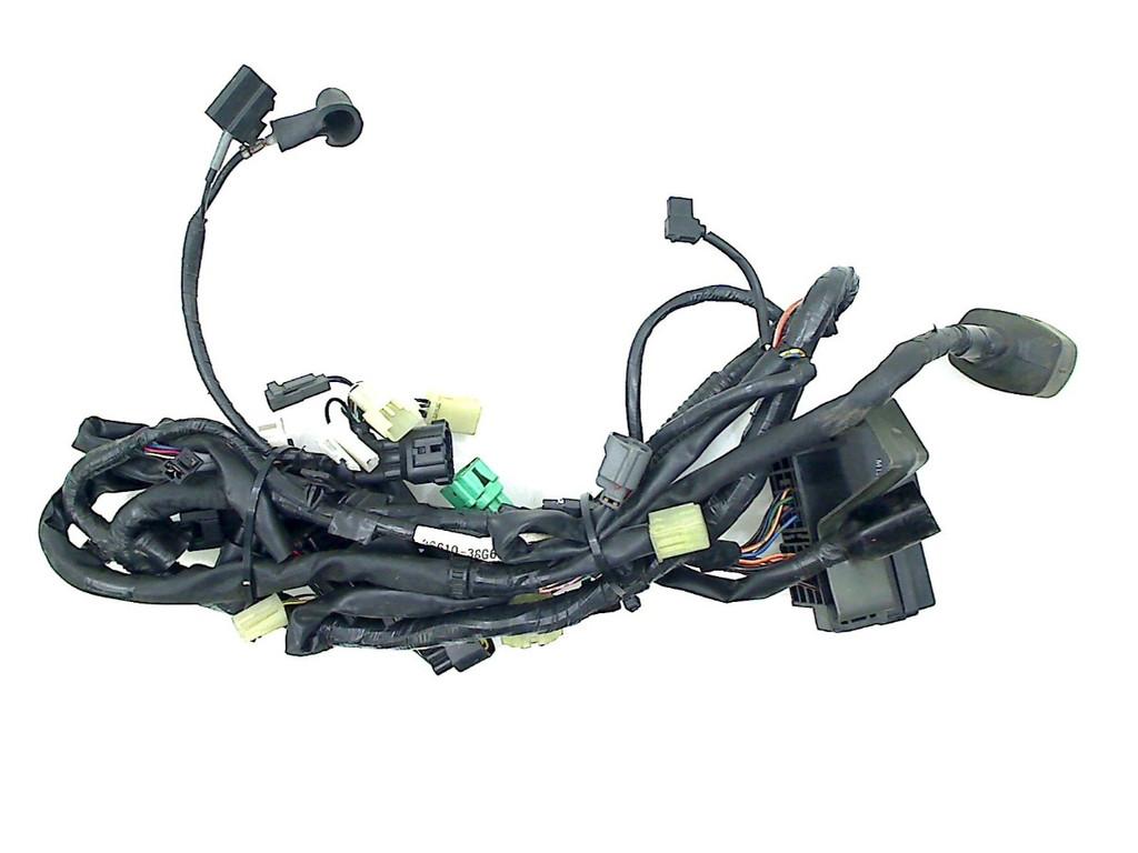 FAISCEAU DE CÂBLAGE DIVERS Suzuki (36610-38g60), Dhr. S. di Majo, Utilisé, Info@cama-motorparts.nl, P.J. Troelstraweg 8 8
3144 CX  MAASSLUIS, NL