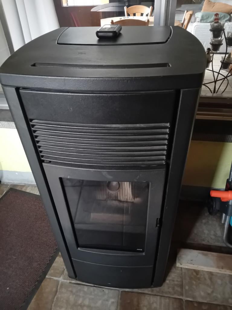 Pelletkachel MCZ 12 kw, Enlèvement