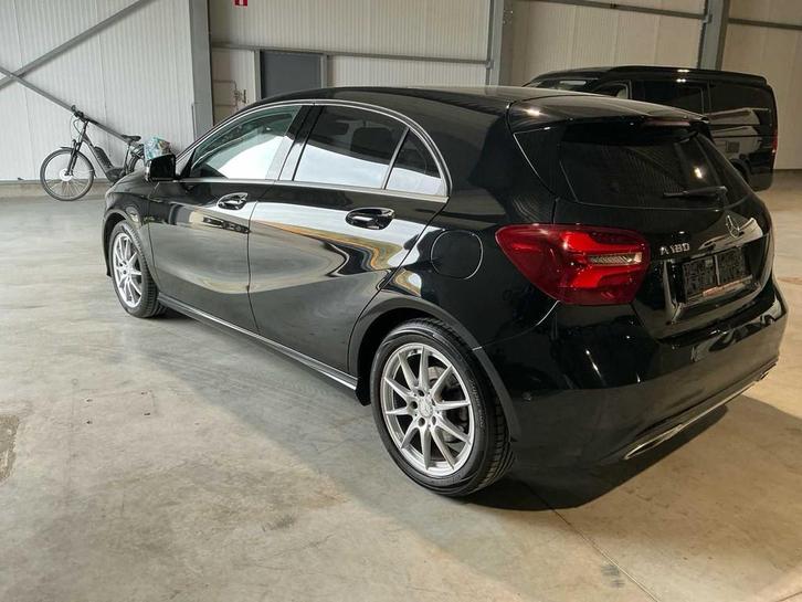Mercedes-Benz A 180 voiture de tourisme 2016, Autos, Mercedes-Benz, Entreprise, Classe A, Essence, Autre carrosserie, Automatique