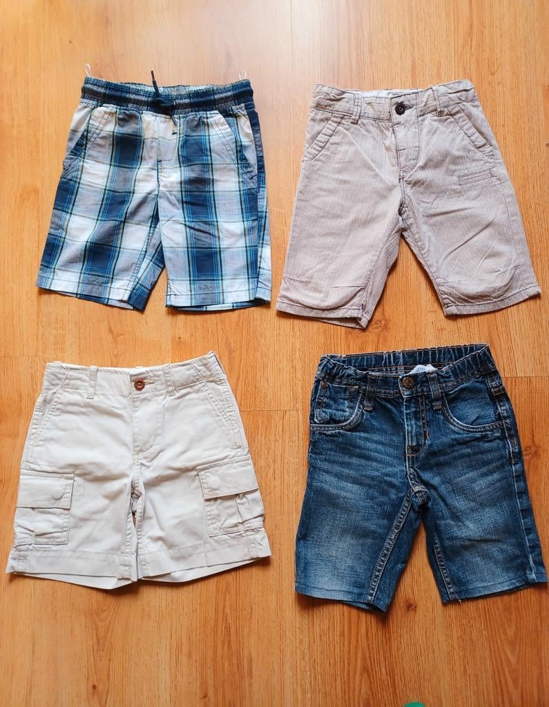 Pakket Shorts jongens maat 104, Ophalen, Jongen