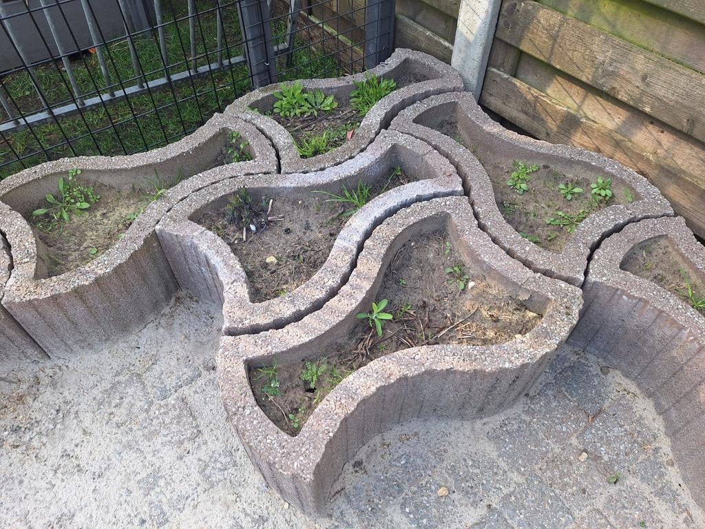 Betonnen bloembakken te koop, Ophalen