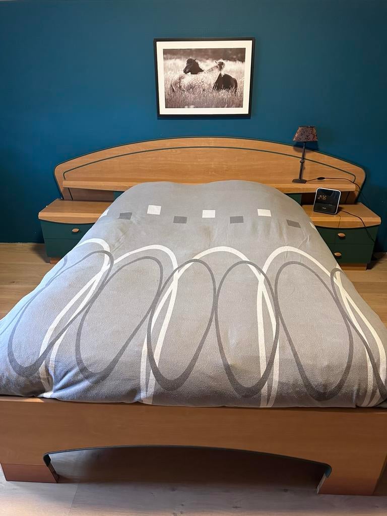 Mooie jeugdkamer met dubbel bed, Ophalen, Gebruikt