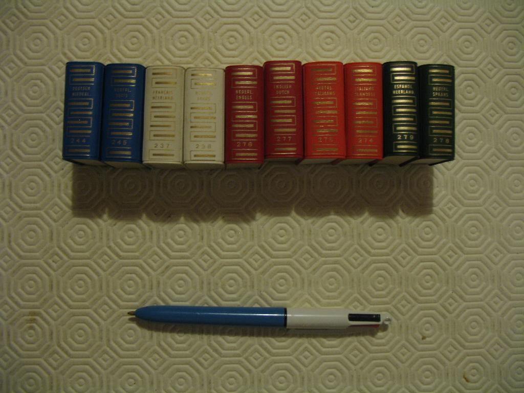 Lilliput woordenboekjes, prachtstaten , Livres, Enlèvement ou Envoi, Comme neuf, Allemand
