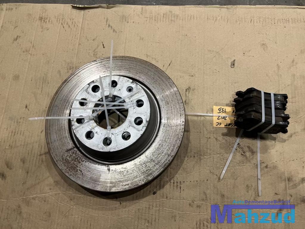 VW PASSAT CC 2.0 TDI Remschijven met remblokken achter 11-16, Gebruikt, Volkswagen, Volkswagen AG, Vw@volkswagen.de